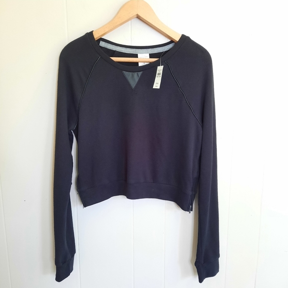 Abercrombie & Fitch Tops - Abercrombie Fitch nwt sweatshirt black side zipper faux leather detail black M